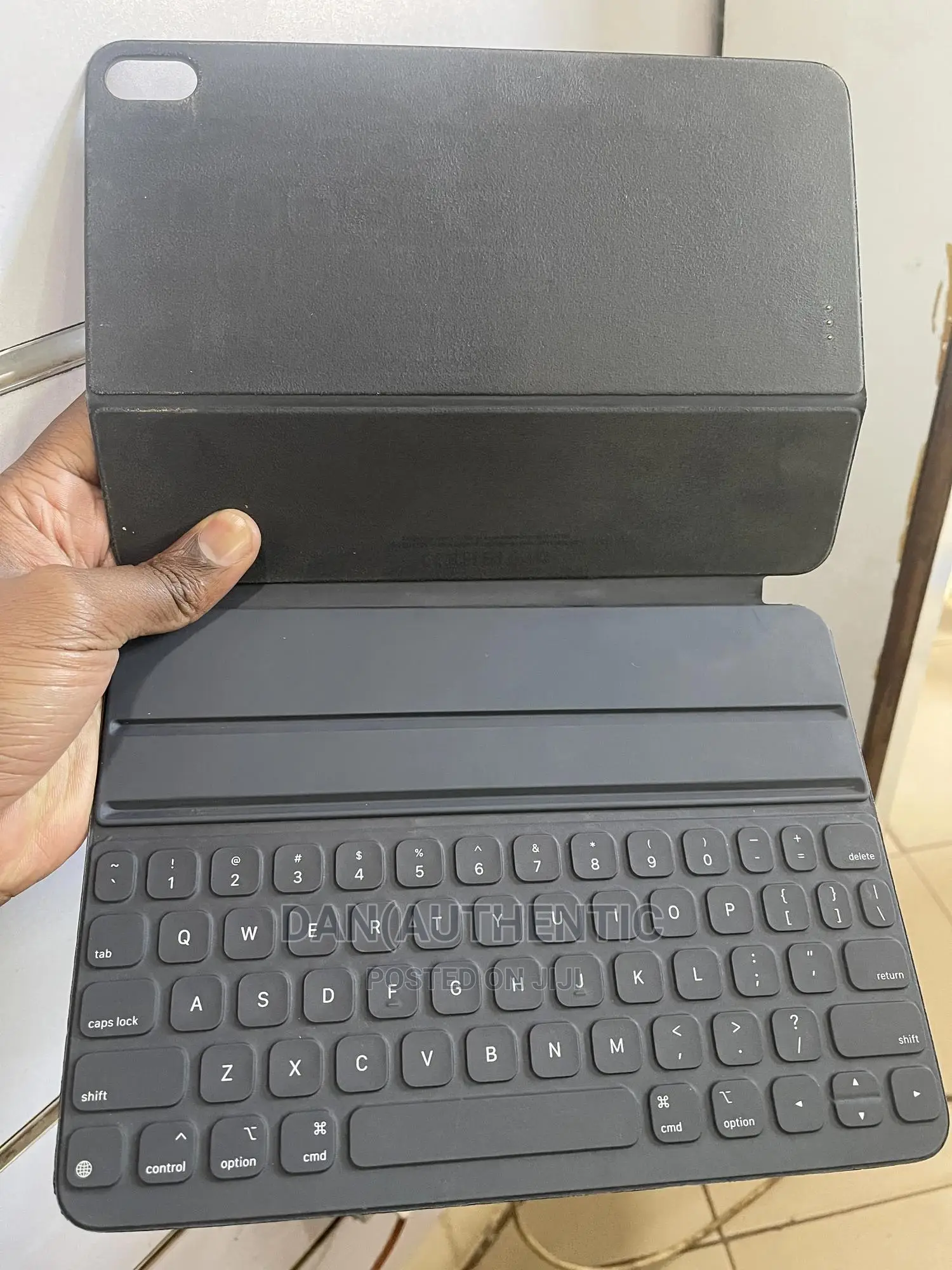 iPad Pro 11inch and Air 4th Generation Keyboard