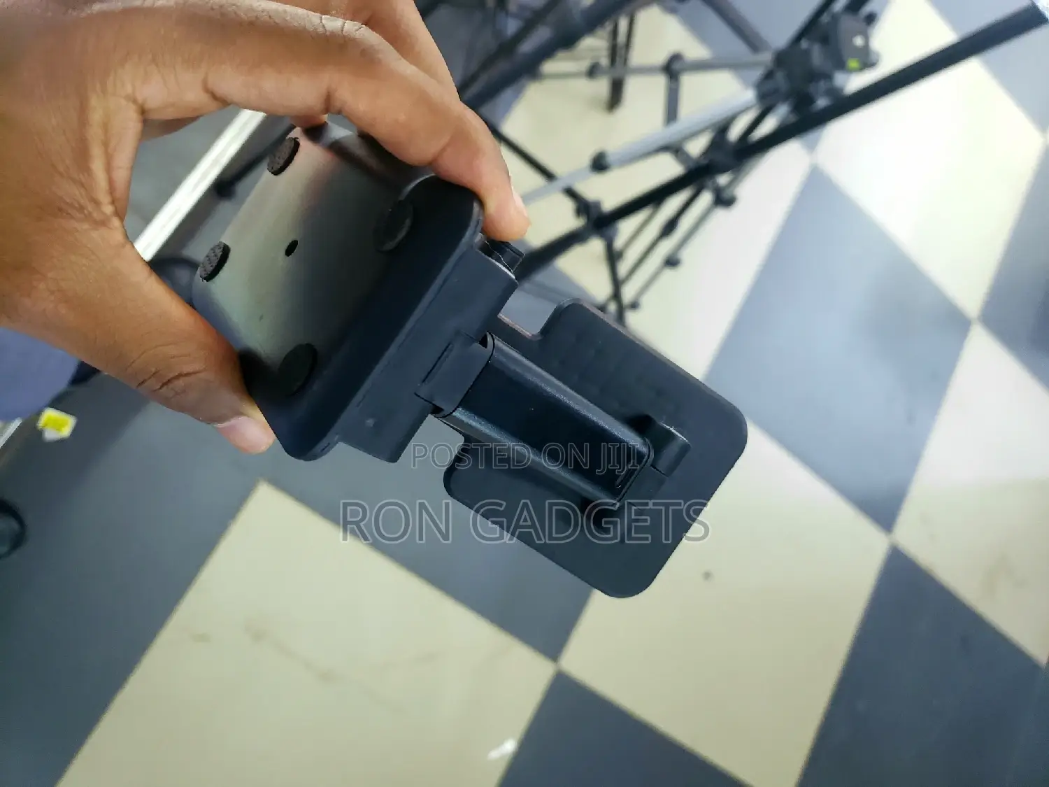 Light Weight Table Phone Holder