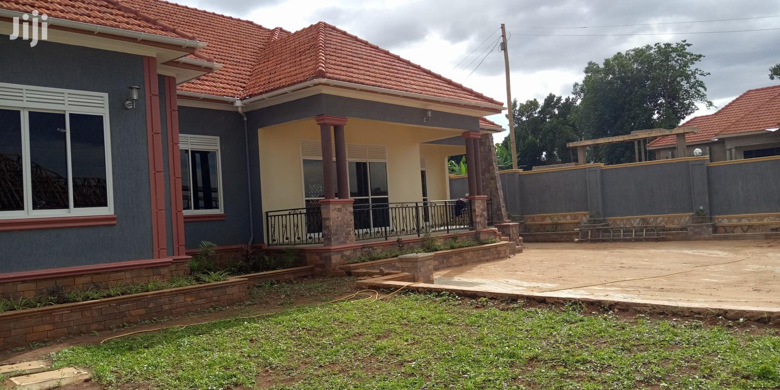 Kisaasi Absolute Mansion on Sell