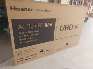 Smart Uhd 70 Inches TV