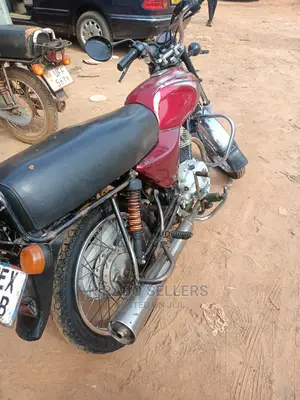 Bajaj Boxer 2019 Brown