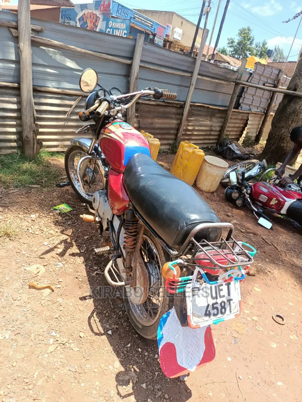 Bajaj Boxer 2020 Purple