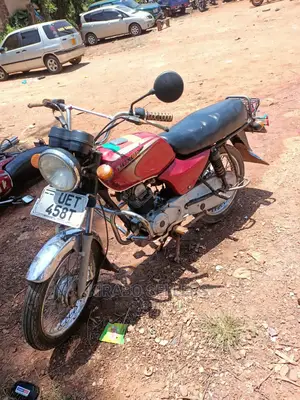 Bajaj Boxer 2020 Purple
