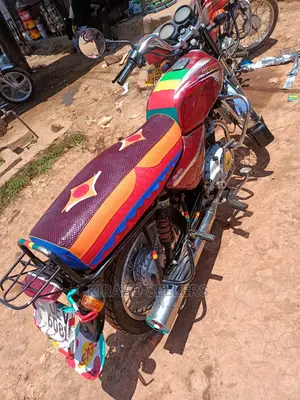 Bajaj Pulsar 150 2019 Gold