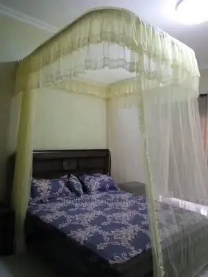 Wall Mount Mosquito Net Free Size (Cream)