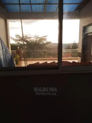 5bdrm Duplex in Kololo Property, Central Division for Rent