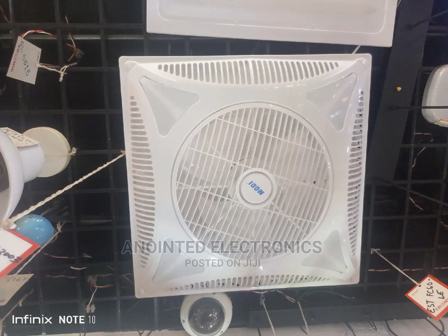 Ceiling Fans With a Light
