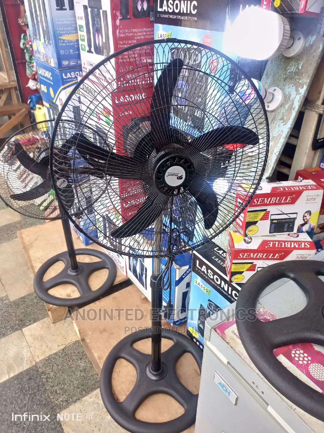 Stand Fans Black