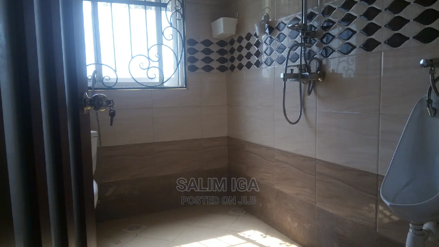 4bdrm Shared Apartment in Kololo Property, Central Division for Rent