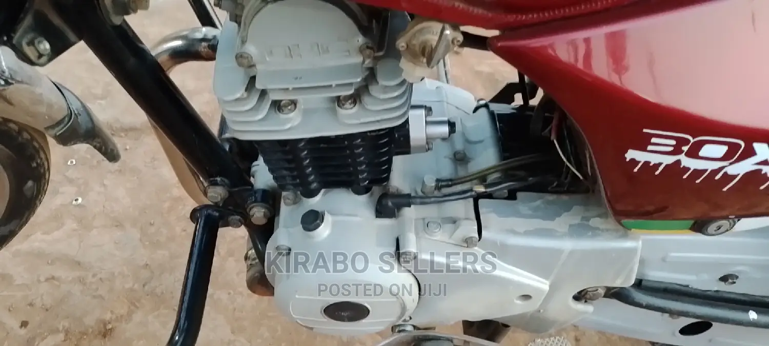 New Bajaj Boxer 2022 Silver