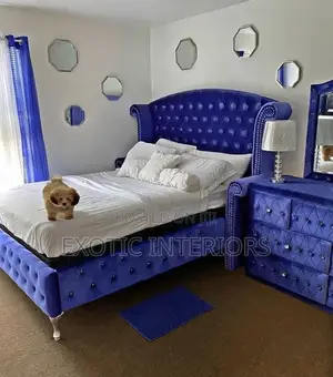 Queen Bed of 5x 6 Call