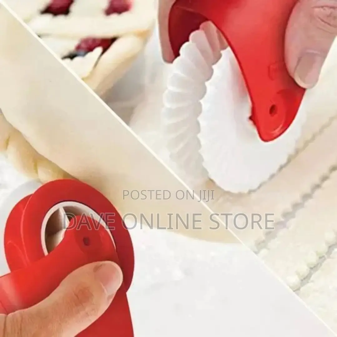Pastry Dough Pizza Cake Pie Cutting Wheel Roller