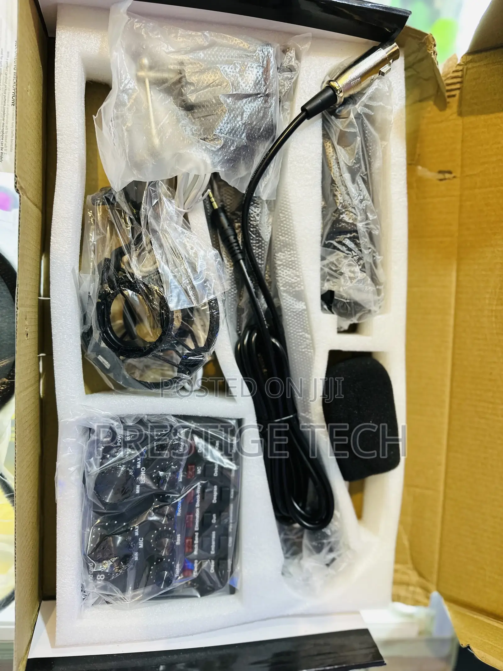 V8 Sound Card Set With BM800 Condenser Microphone Full Kit.