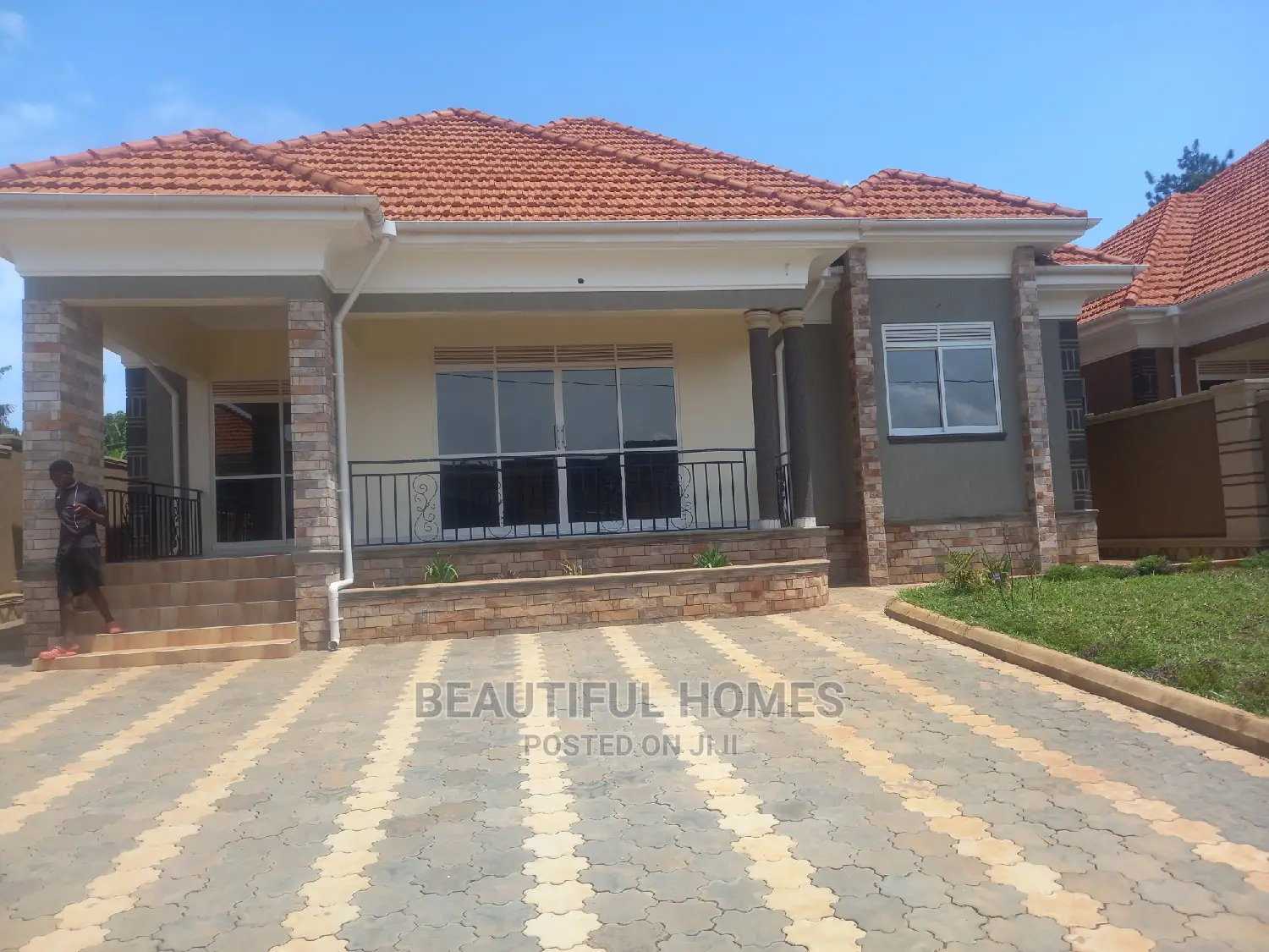Furnished 4bdrm Bungalow in Kira, Central Division for Sale
