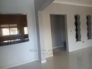 Furnished 4bdrm Bungalow in Kira for Sale