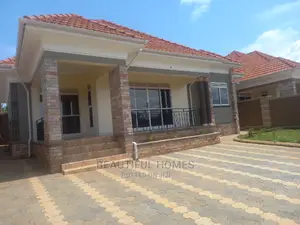Furnished 4bdrm House in Kira for Sale