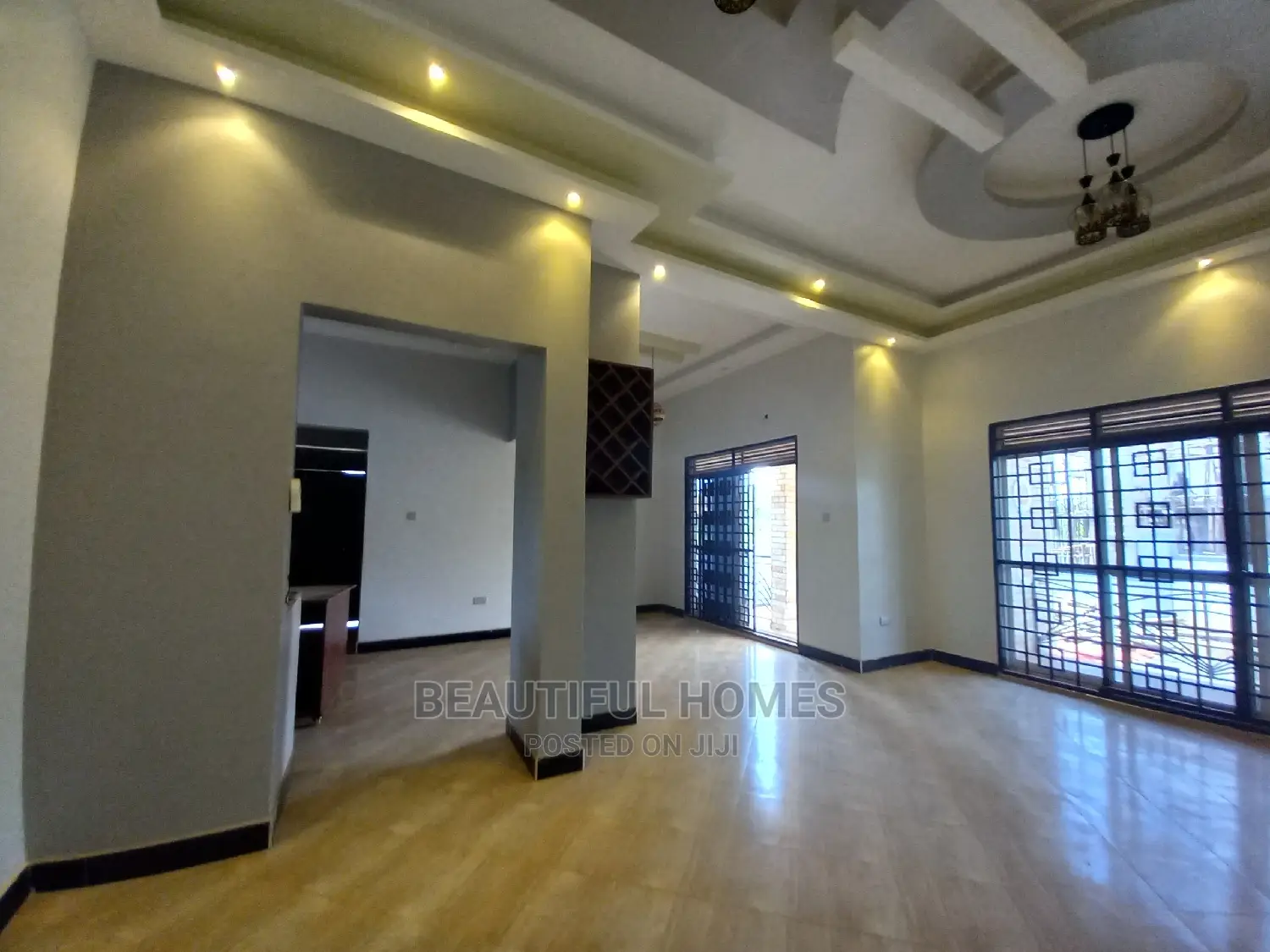 Furnished 4bdrm House in Kira for Sale