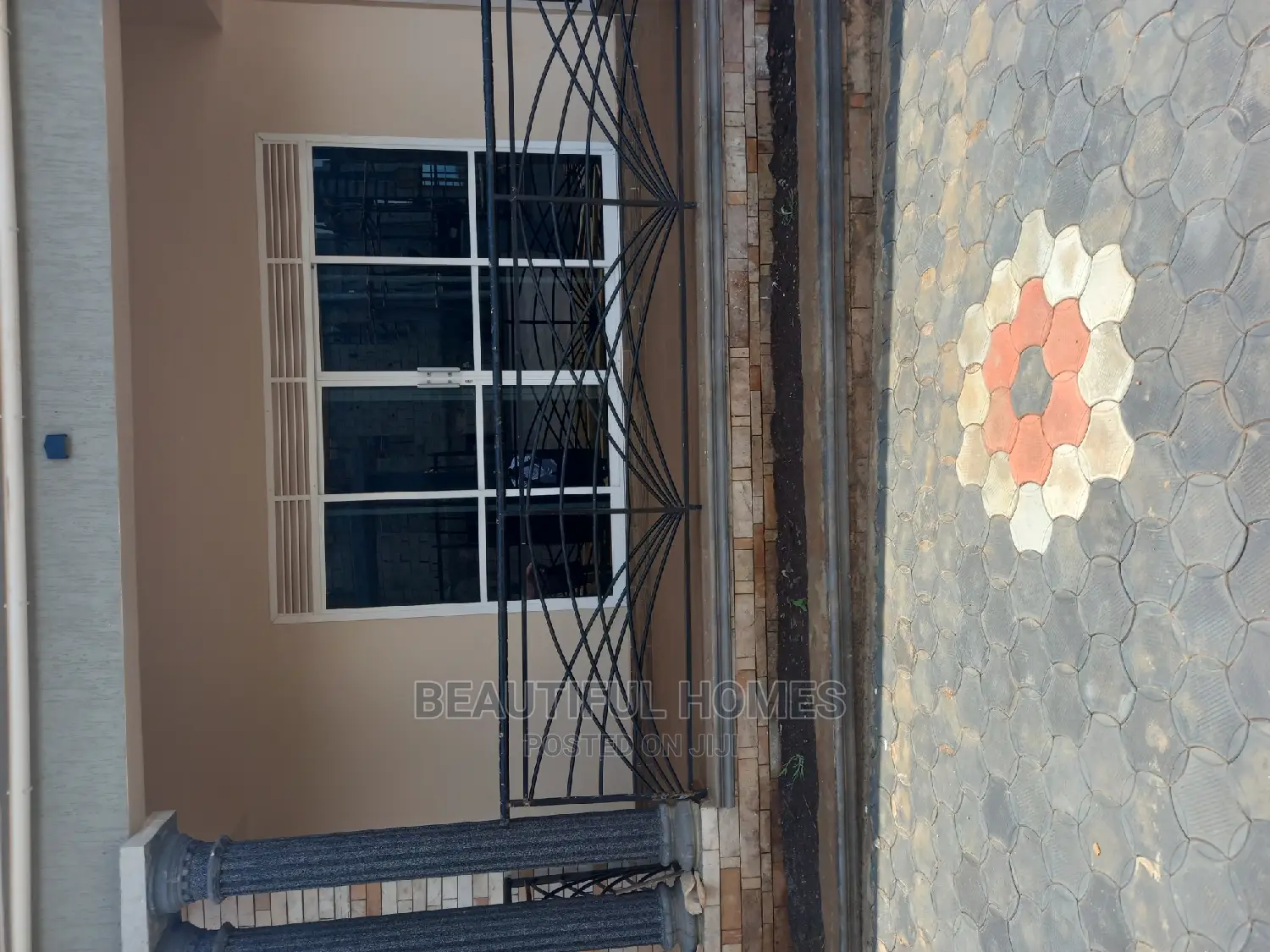 Furnished 4bdrm Bungalow in Kira Beautiful for Sale