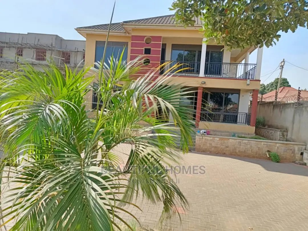 Furnished 5bdrm Mansion in Kira for Sale