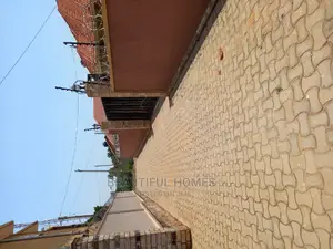 Furnished 4bdrm Bungalow in Kira Tarmack for Sale