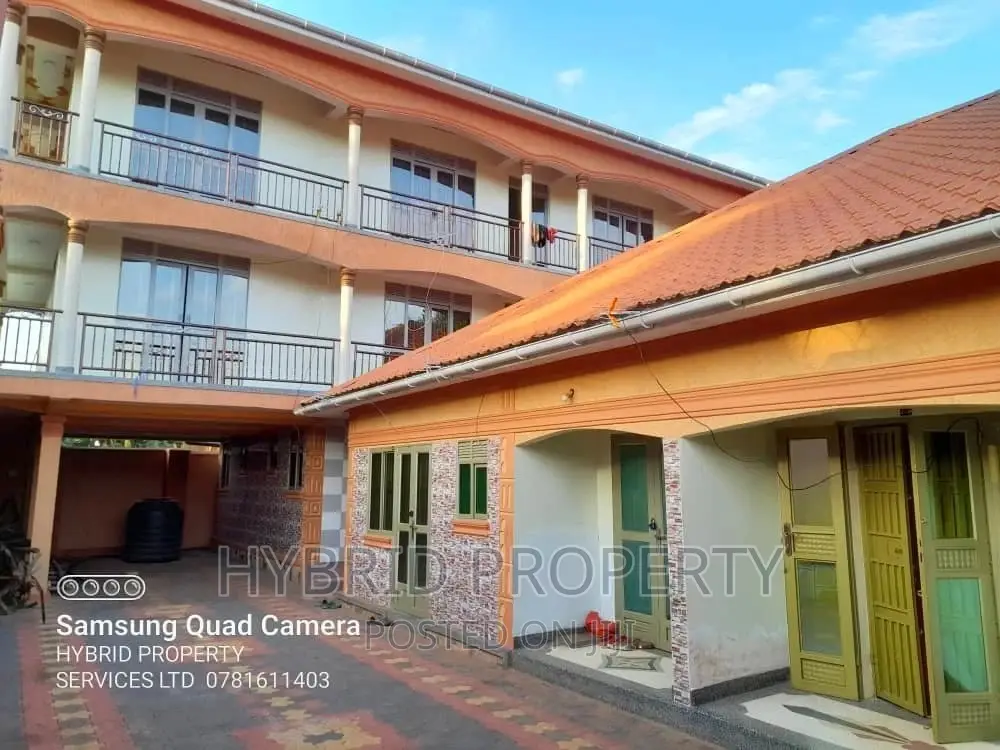 Commercial Building for Sale in Nansana Along Hoima Road.