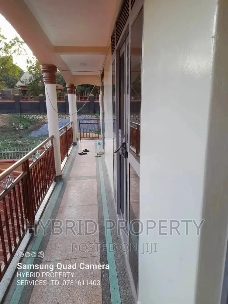 Commercial Building for Sale in Nansana Along Hoima Road.