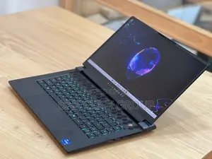 New Laptop Dell Alienware 15 R3 16GB Intel Core I7 SSHD (Hybrid) 1T