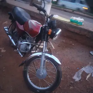 Bajaj Boxer 2023 Red