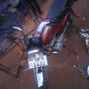 Bajaj Boxer 2023 Red