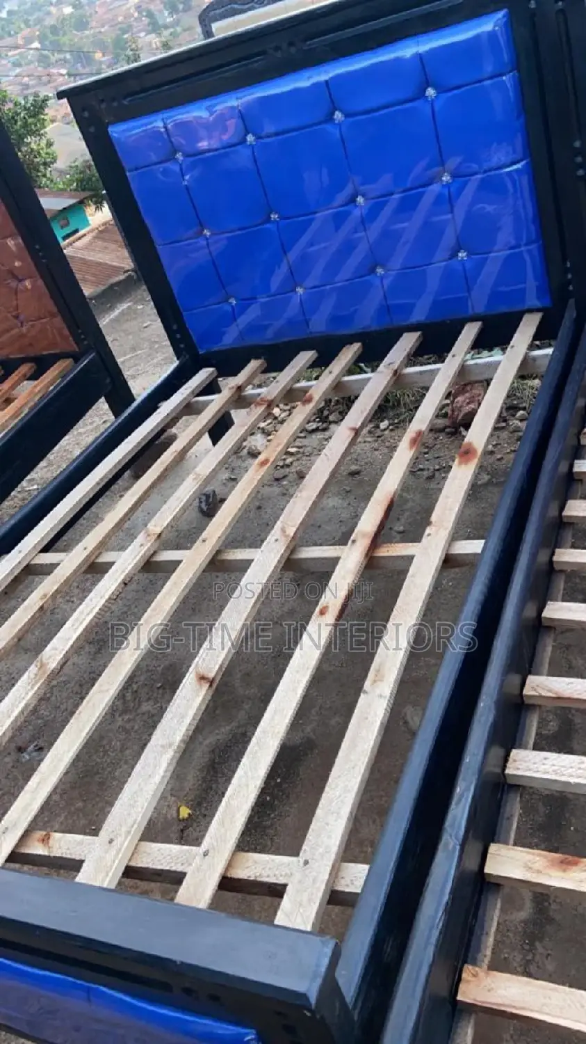 4*6 Leather Bed -Blue