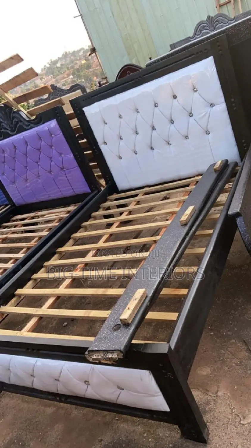 4*6 Leather Bed- White