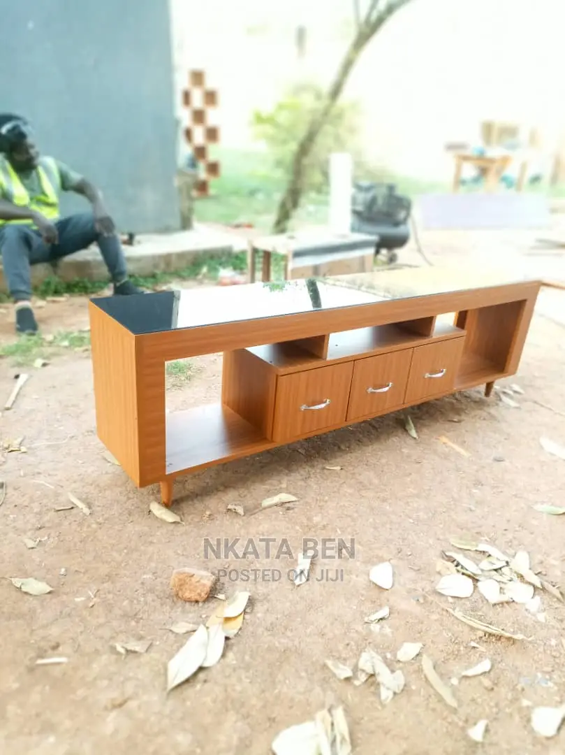 Sapeli Tv Stand 5 Feet Long