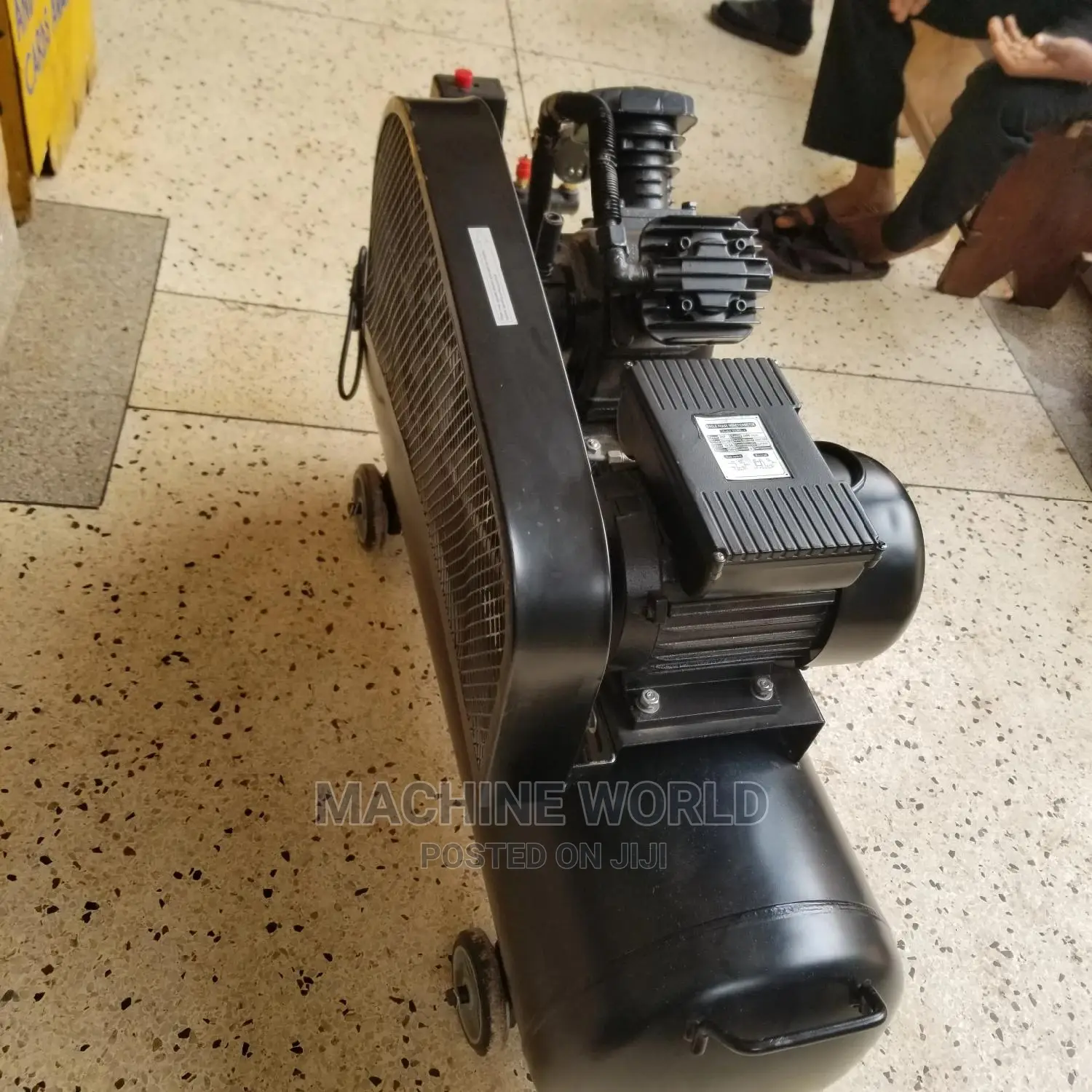 Air Compressor (Heavy Duty) 100trs