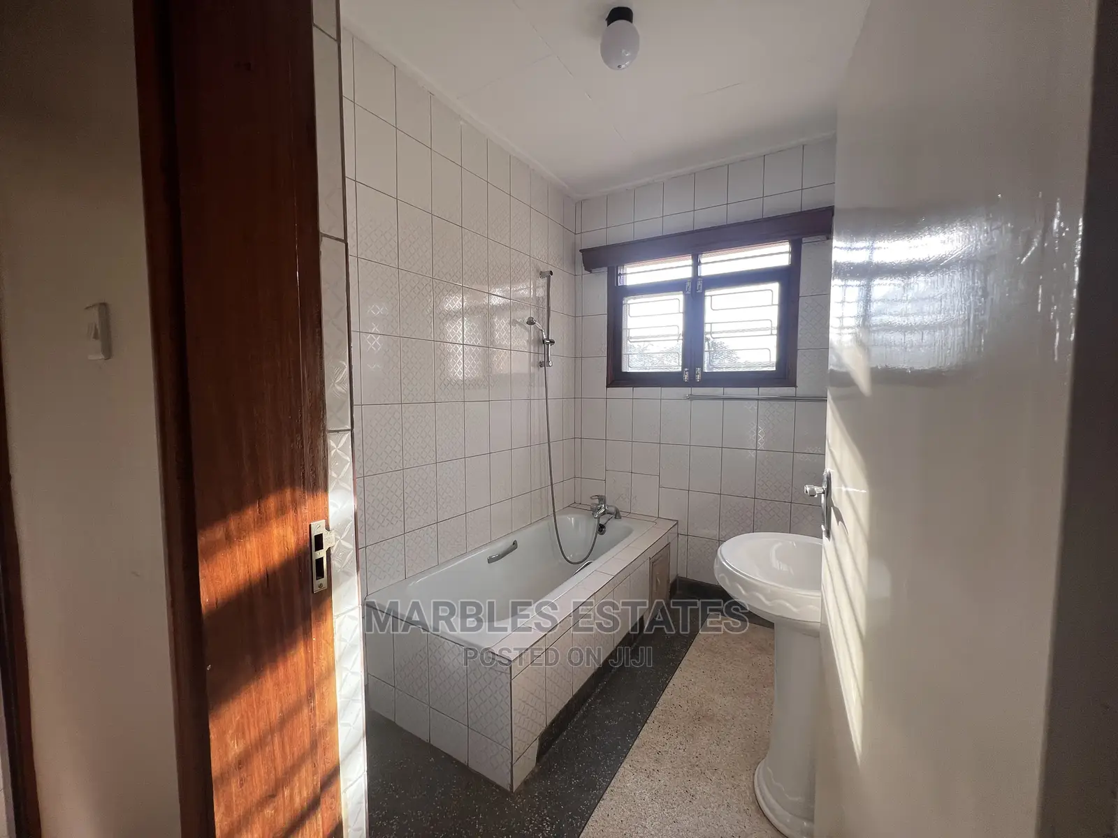 5bdrm House in Bugolobi, Central Division for Rent