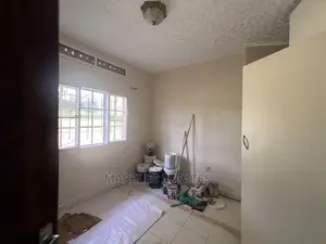 4bdrm Bungalow in Bugolobi, Central Division for Rent