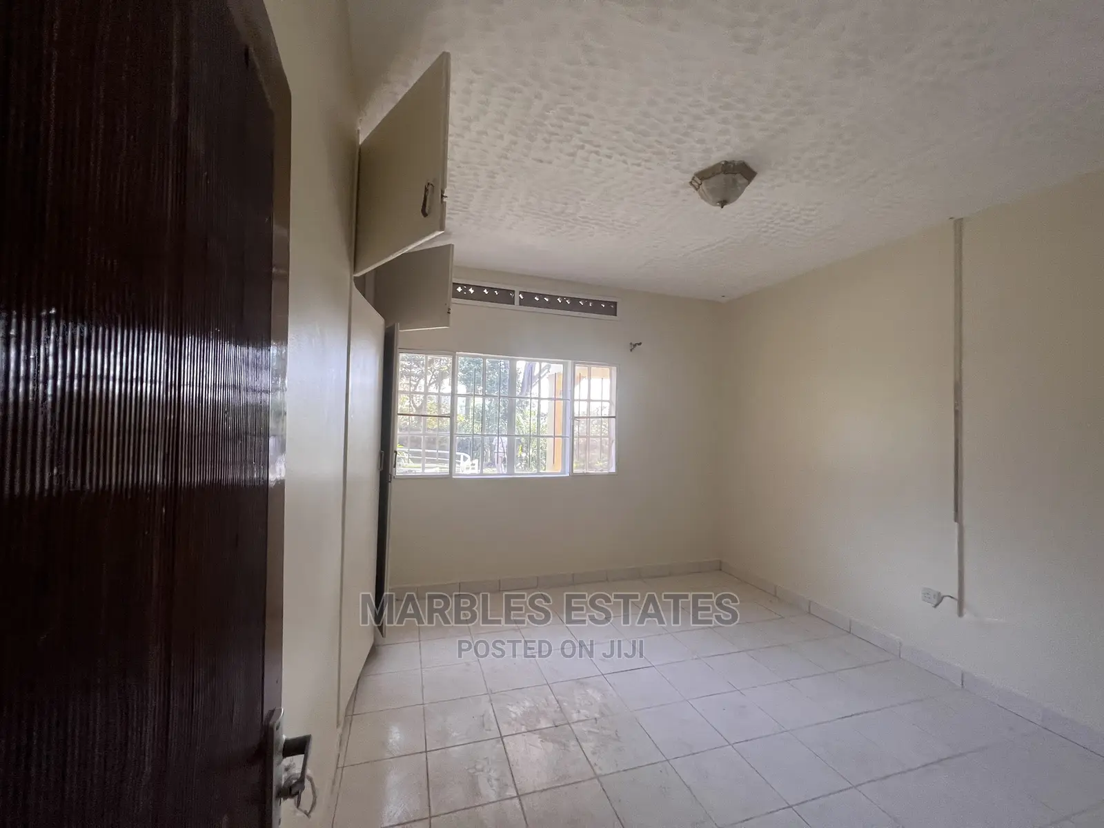 4bdrm Bungalow in Bugolobi, Central Division for Rent