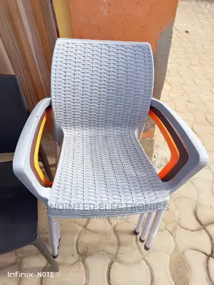 Restaurant Plastic Chairs