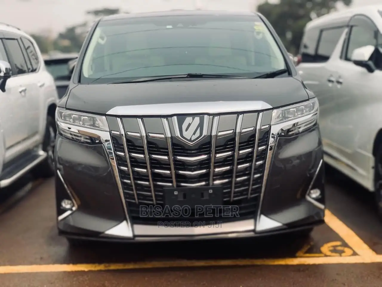 Toyota Alphard 2020 Gray