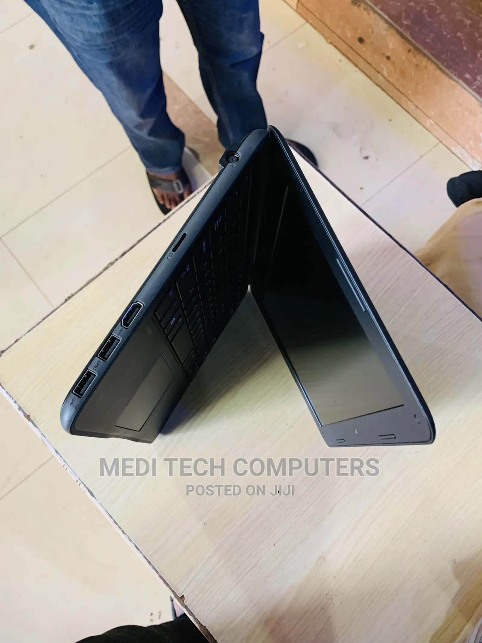 Laptop Dell Latitude 11 3190 4GB Intel Celeron SSD 128GB