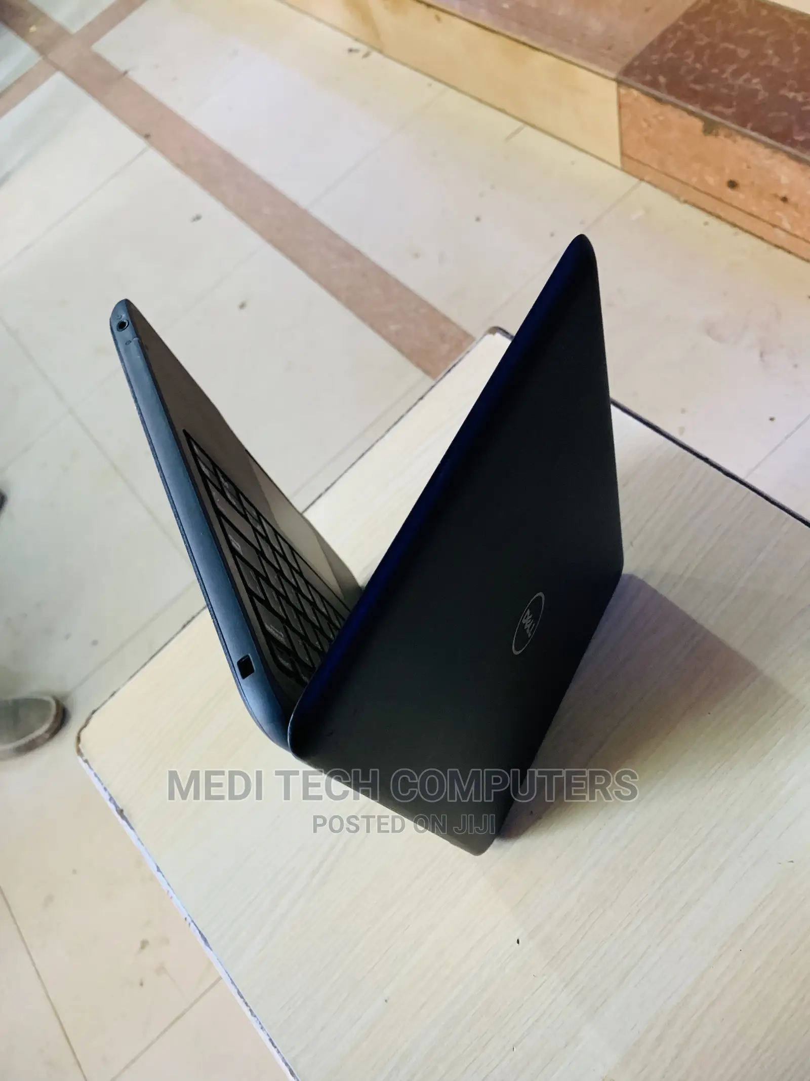 Laptop Dell Latitude 11 3190 4GB Intel Celeron SSD 128GB