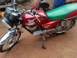 Hyosung Comet 2018 Red