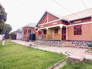 2bdrm Bungalow in Kyanja, Nakawa for Sale
