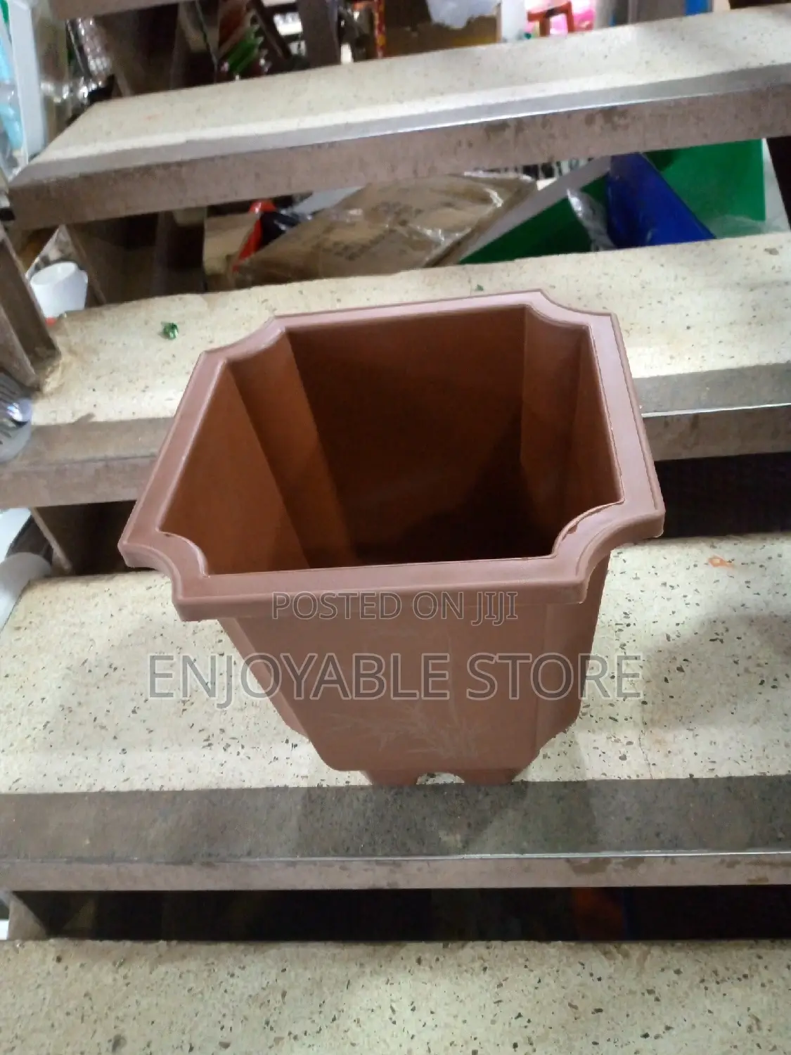 Plastic Flower Pots Squared