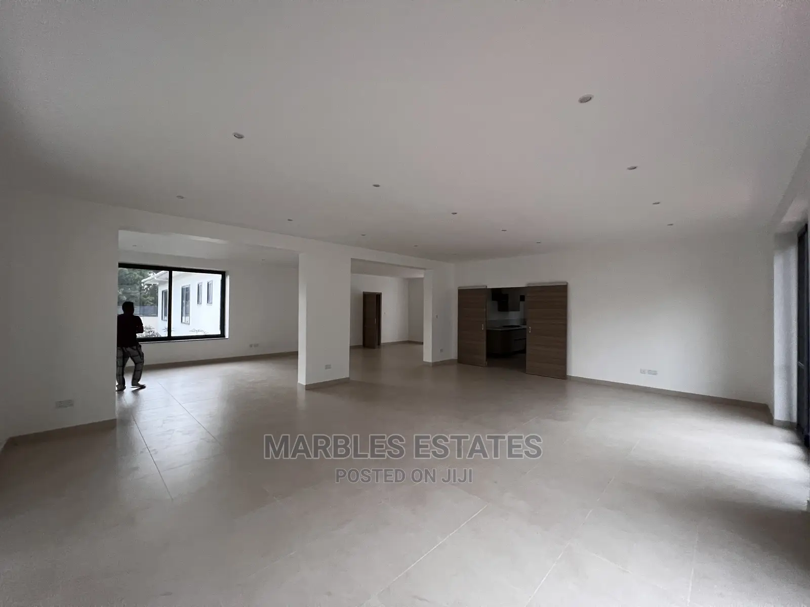 5bdrm Bungalow in Kololo, Central Division for sale
