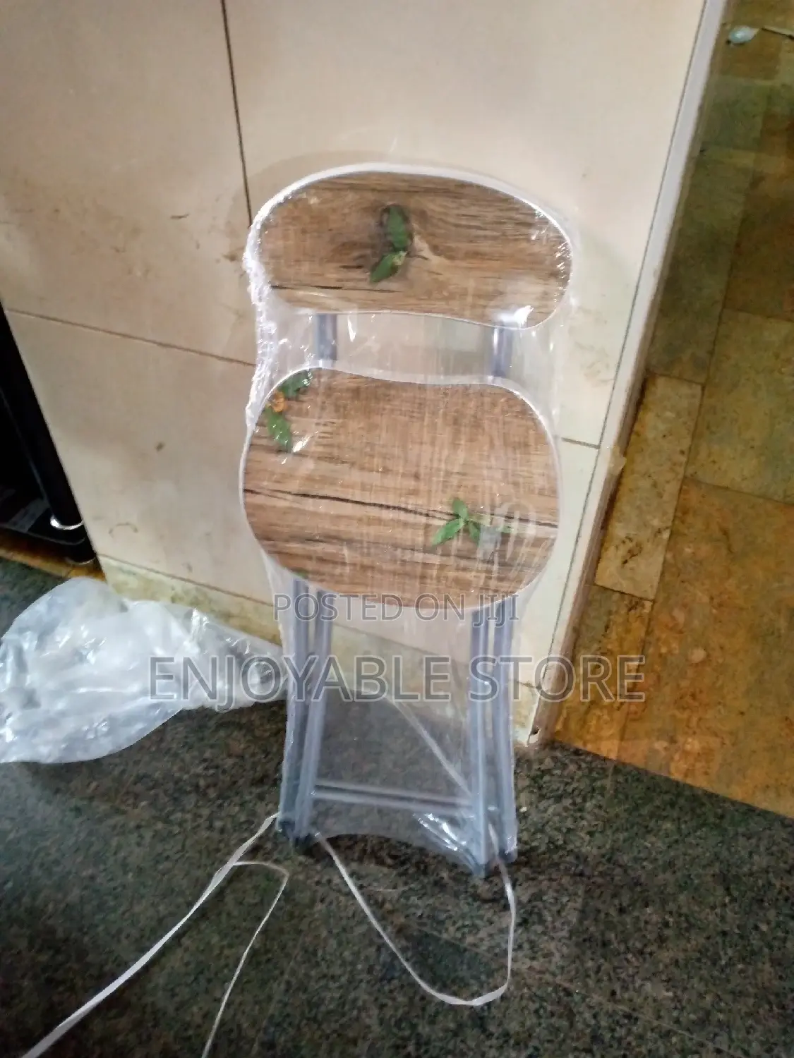 Foldable Reading Chair