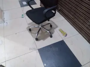 Adjustable Mesh Back Chair