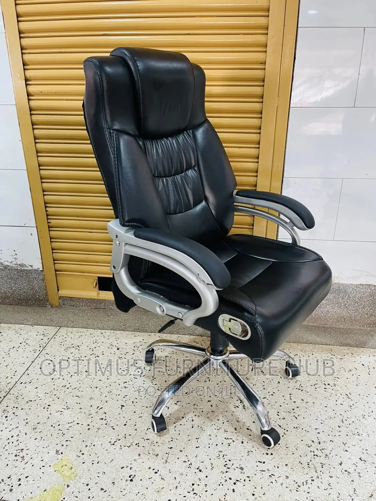 Executive Leather Seat
