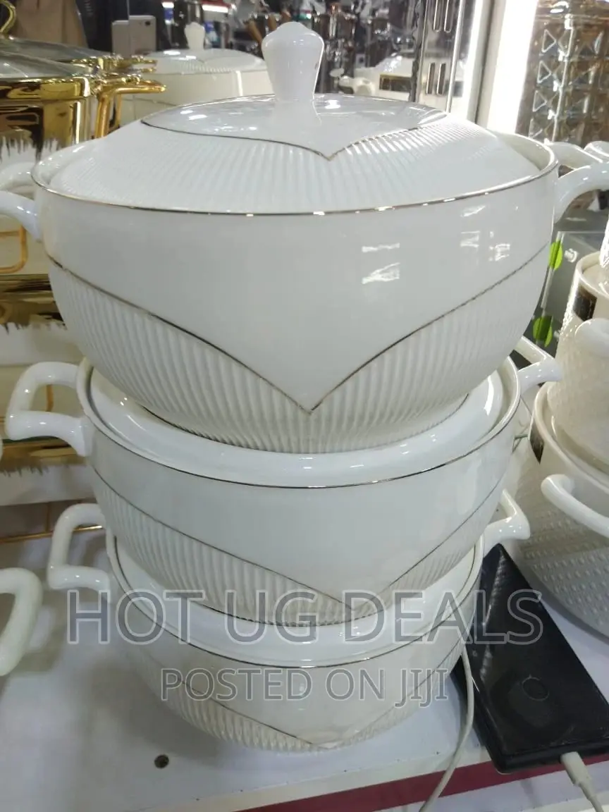 3 Piece Gold Line Serving Dish Set - Cream