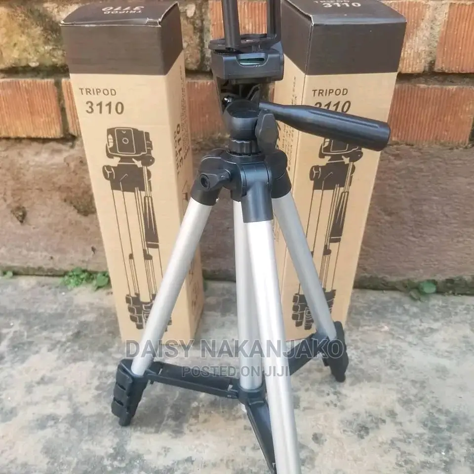 3110 Phone and Camera Tripod Stand