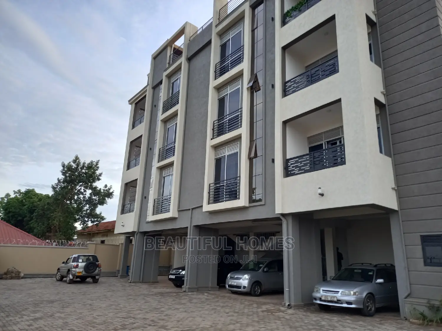 Furnished 2bdrm Apartment in Kisaasi, Central Division for Sale